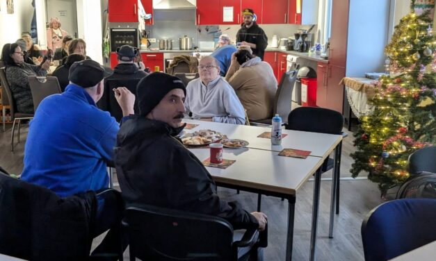 Leckeres Essen, Wichteln, Jahresrückblick und vieles mehr: die WALI feierte Weihnachten