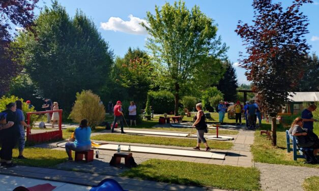 Haus Stephanus der Diakonie lud auch 2025 wieder zum Minigolf-Turnier nach Asslar ein
