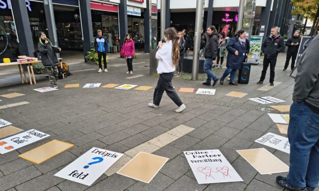 Nur der Wettergott spielte nicht mit! „Get Together – unser Spiel gegen Einsamkeit“ in Wetzlar vorgestellt!